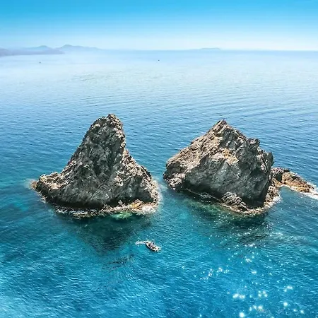 De Fabregas Proche Des Plages